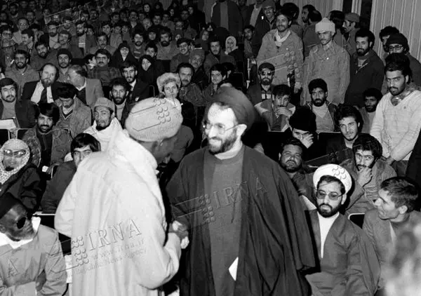 (تصاویر) خاتمی در اولین جشنواره فیلم فجر