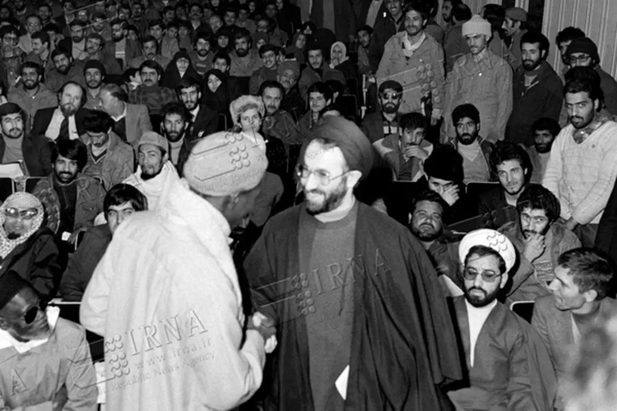 (تصاویر) خاتمی در اولین جشنواره فیلم فجر