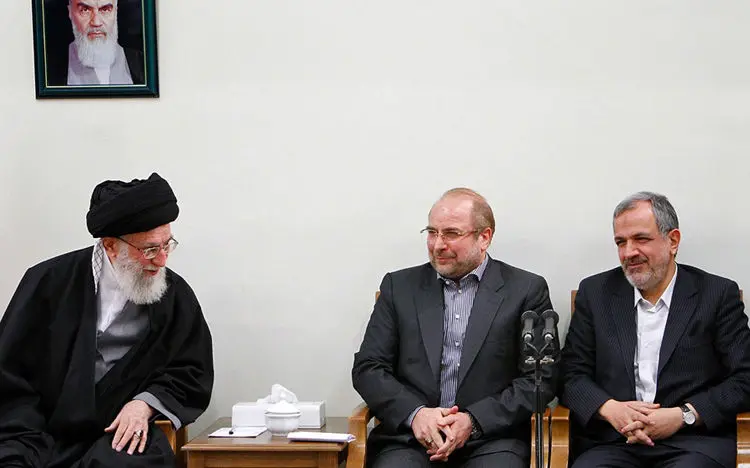 دیدار با مقام معظم رهبری، برف‌بازی، محبت رئیس جمهور، خنده ظریف در دیدار رسمی، زمین خوردن در مسابقه و ...