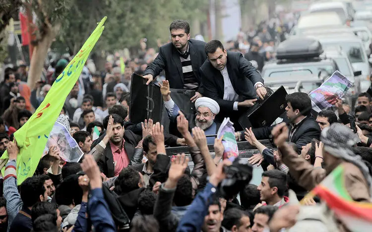 استقبال از روحانی، هنرپیشه‌های یک سریال در جلسه نقد، دیدار با هاشمی، مرگ پلنگ، جشن دختران بیست ساله و ...