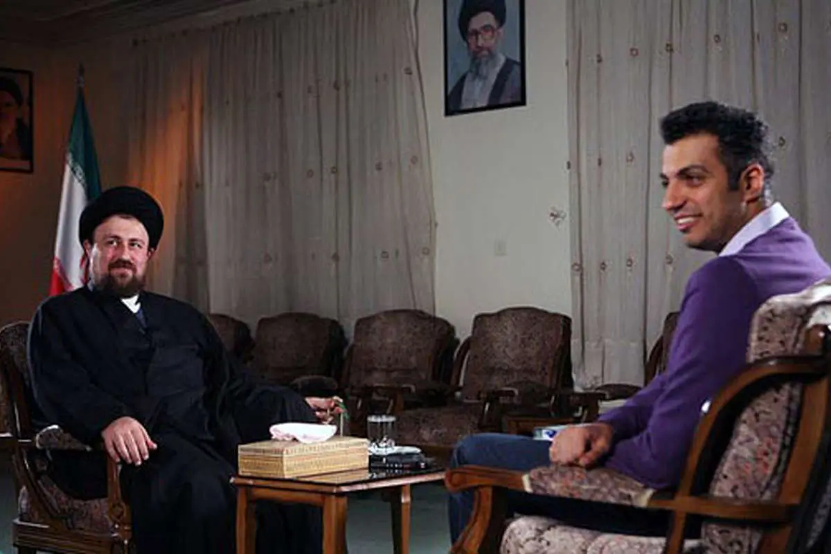 سورپرایز فردوسی‌پور در شب پیروزی انقلاب؛ سید حسن خمینی در 90