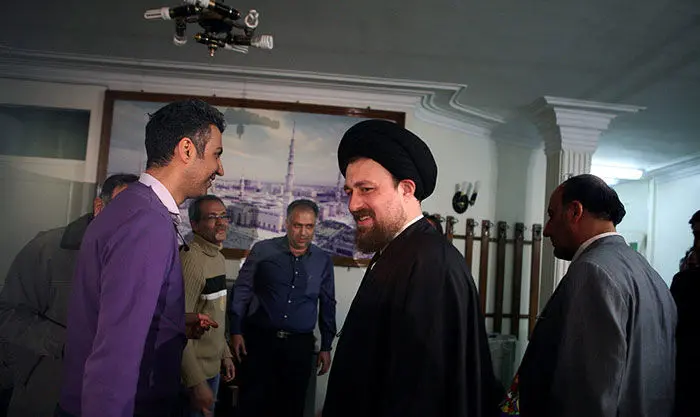 (تصاوير) گفتگوی 90 با سیدحسن خمینی