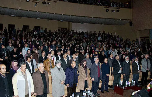 (تصاوير) تقدير از مريلا زارعی در كرمانشاه