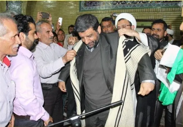 (تصوير) دلجویی به سبك ضرغامي از بختیاری‌ها