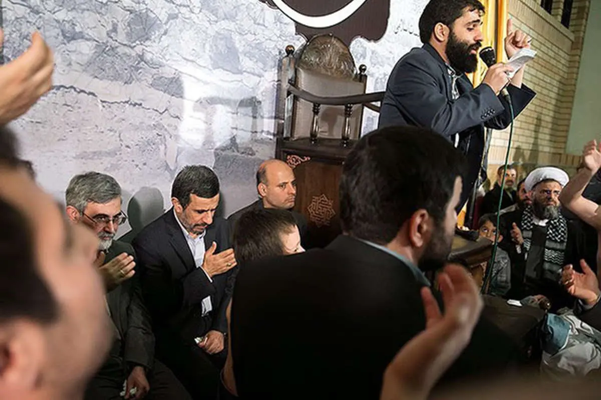 (تصاویر) اجتماع علمداران با حضور احمدینژاد