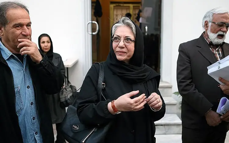 سینماگران در مجمع عمومی، عکس یادگاری هنرمندان در افتتاحیه، رونمایی از آلبوم همایون شجریان، زاغه‌نشینان و ...