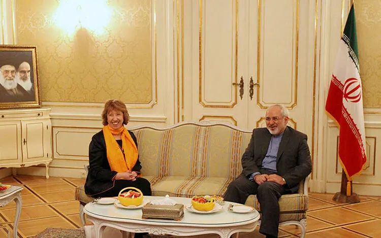 شام کاری ظریف و اشتون، دیدار نوروزی با سینماگران، خسارت‌های مرگبار باد، وداع با پیکر شهید، کویرنوردی و ...