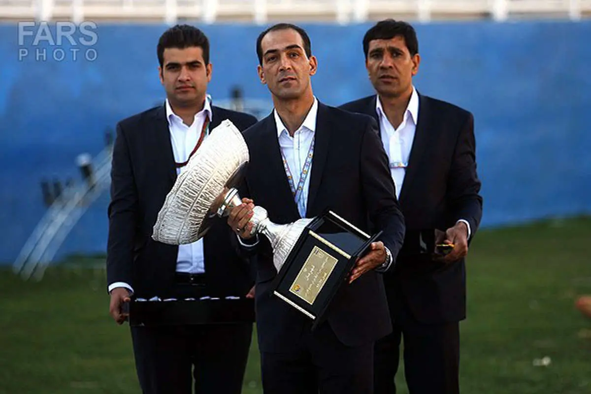 (تصاویر) جشن قهرمانی فولاد در ورزشگاه خالی