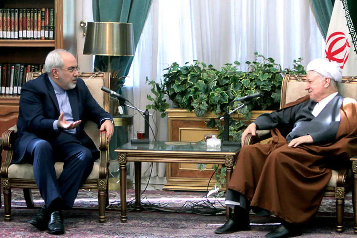 هنرمندان در نشست نقد و بررسی، طبیعت متفاوت، استقبال اهوازی از جام قهرمانی، پایان یک فصل، تکریم مادران و...