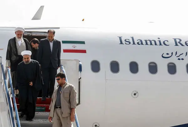 (تصاویر) استقبال از روحانی در زاهدان
