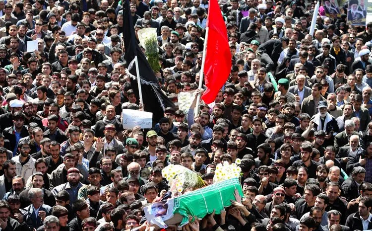 مسافران نوروزی از بندرترکمن تا بوشهر، تشییع پیکر ناهی از منکر، نمایشگاه طهران قدیم، جشنواره نوروزی و...