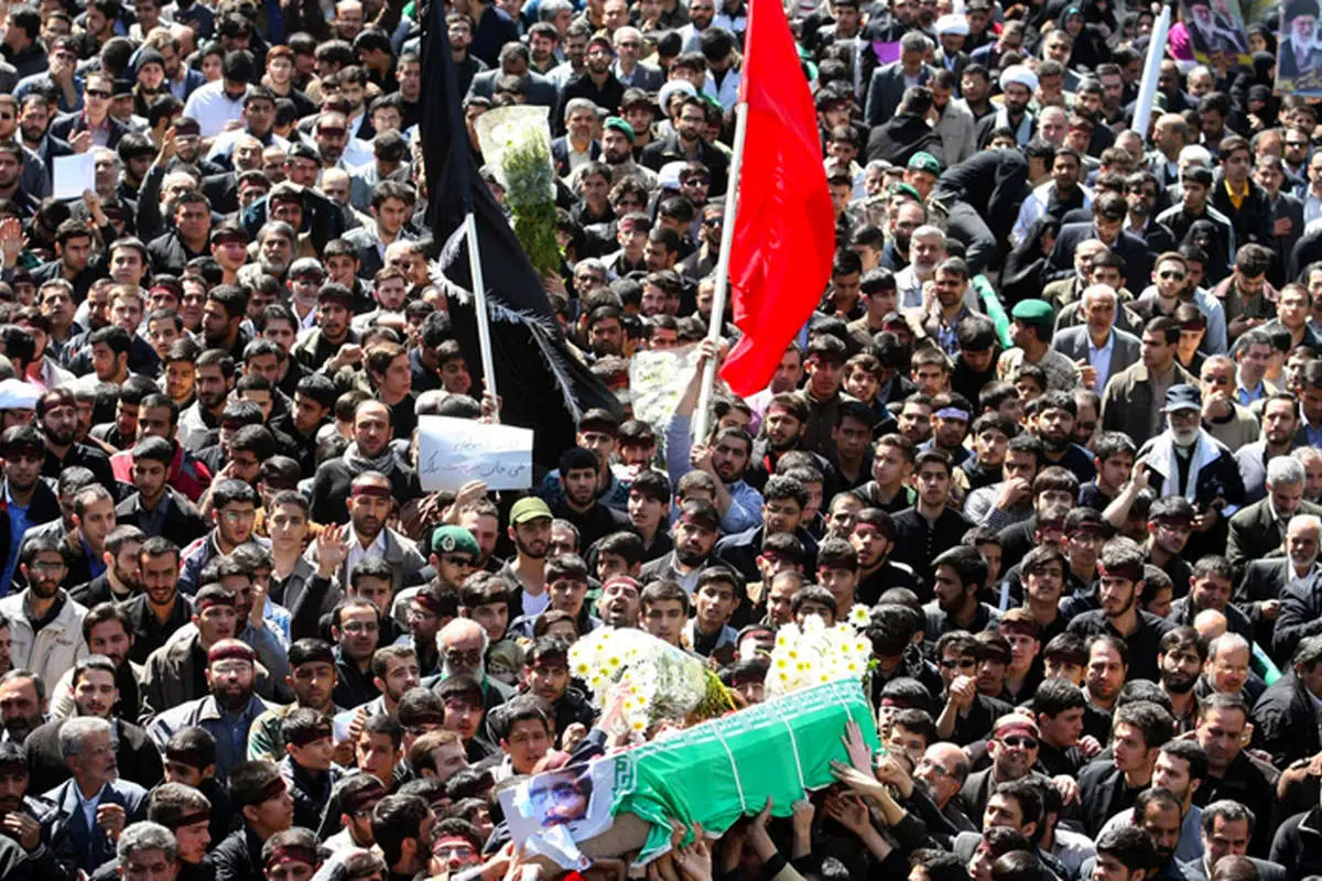 مسافران نوروزی از بندرترکمن تا بوشهر، تشییع پیکر ناهی از منکر، نمایشگاه طهران قدیم، جشنواره نوروزی و...