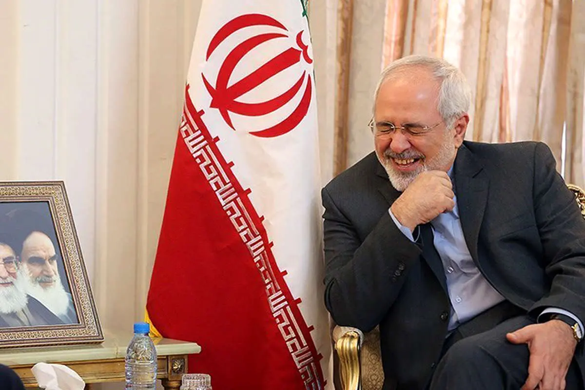 علی دایی در چند نما، بارش برف بهاری، زیبایی از دسترفته، خنده ظریف، هنرمندان در پشتصحنه تأتر و ...