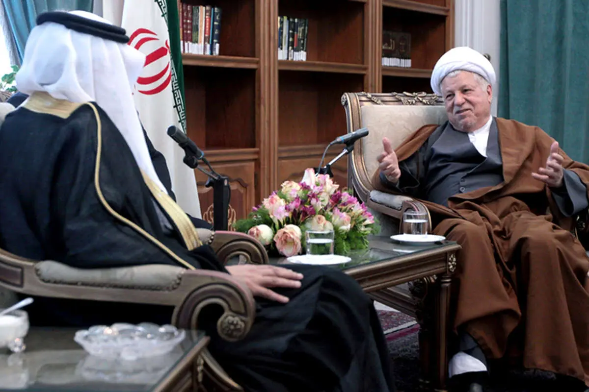 تقدیر از هنرمندان برنامههای نوروز، شیطنت در مجلس، ندامتگاه زنان، طبیعت بهاری، سیدحسن خمینی در جشن و ...