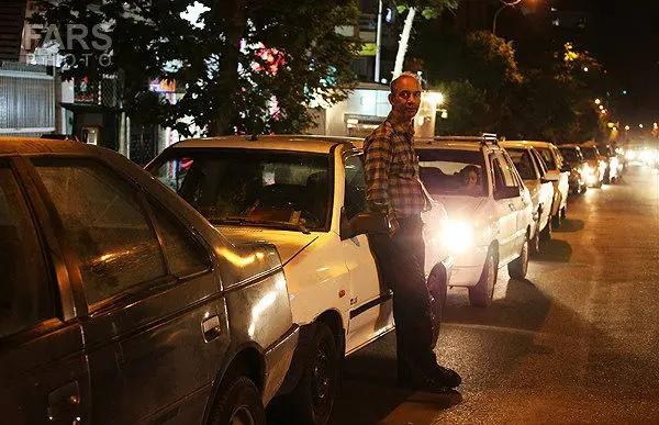 (نظر شما)صف‌های کیلومتری برای بنزين؟!