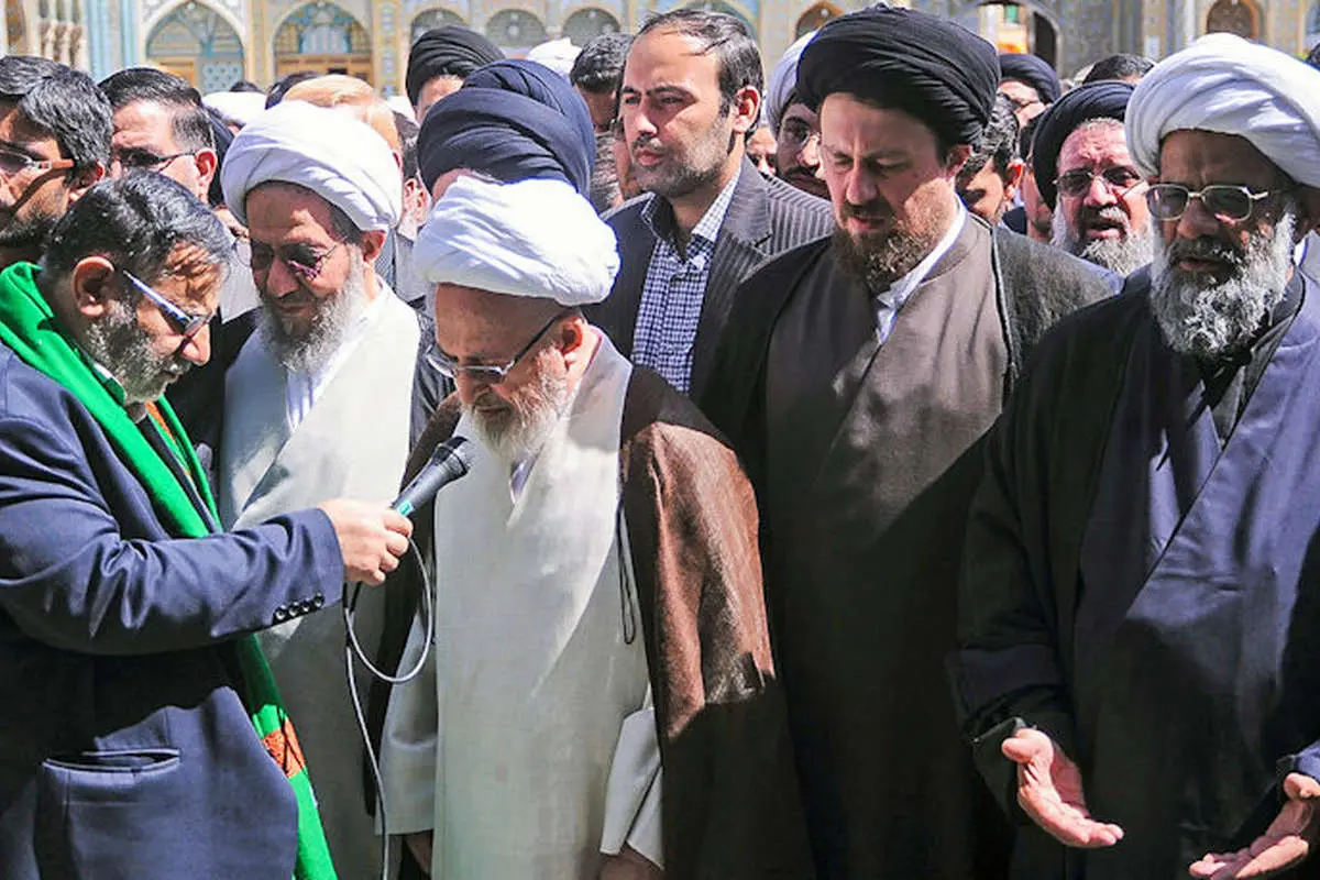 تلاش هنرمندان برای نجات دو اعدامی، بازدید فوتبالیستها از بیمارستان، پاکسازی طبیعت،...
