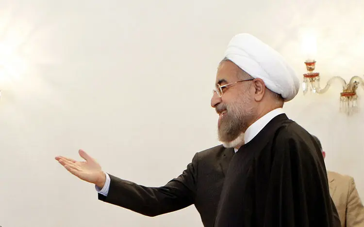 تقدیر از هنرمندان در جشنواره، آتش‌سوزی در آپارتمان مسکونی، ازدواج دانشجویی، مجروحان...