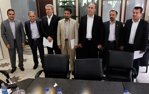 (تصاویر) جلسه انتخاب مدیرعامل پرسپولیس