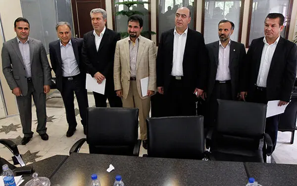 (تصاویر) جلسه انتخاب مدیرعامل پرسپولیس