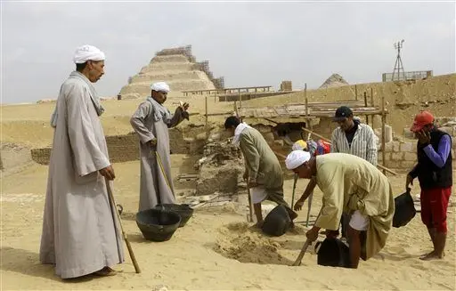 (تصاویر) کشف مقبره 3هزارساله در مصر