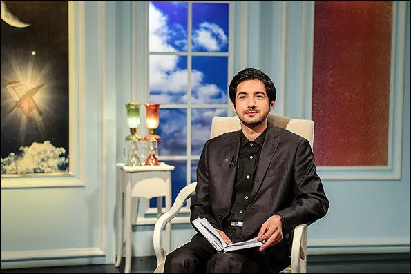 استعفای مجری «سمت خدا» در برنامه زنده