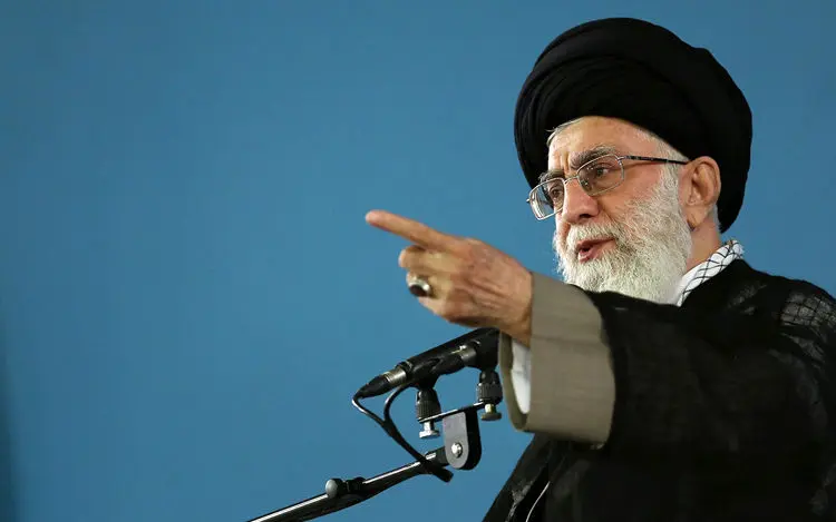شب کارگردانان سینما، جشنواره تأتر خیابانی، افتخاری که نصیب ظریف شد، آیین اعتکاف،...