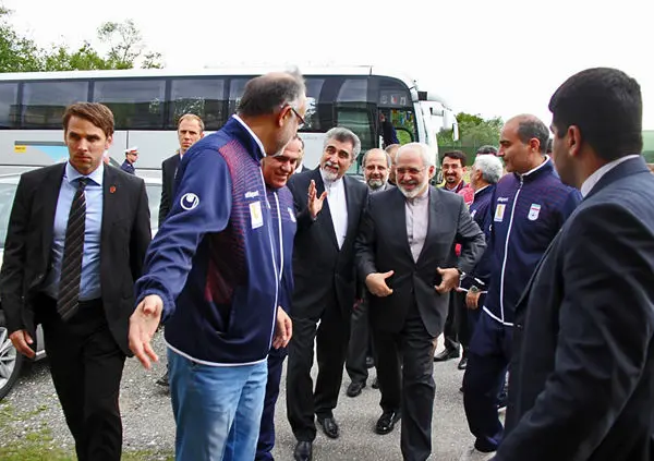(تصویر) ظریف در اردوی تیم ملی