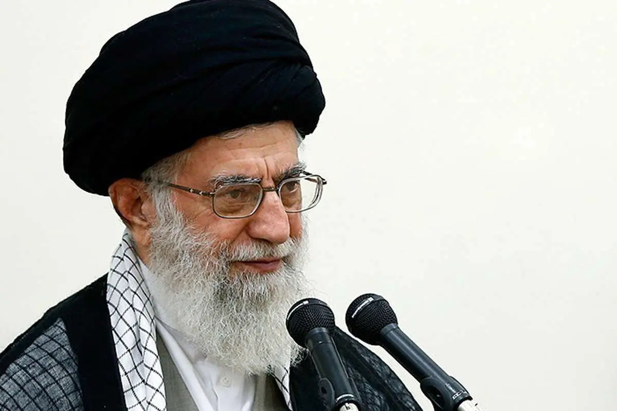 دیدار با مقام معظم رهبری، اختتامیه جشنواره تأتر، اجرای نمایش در حضور خاتمی، میراث...