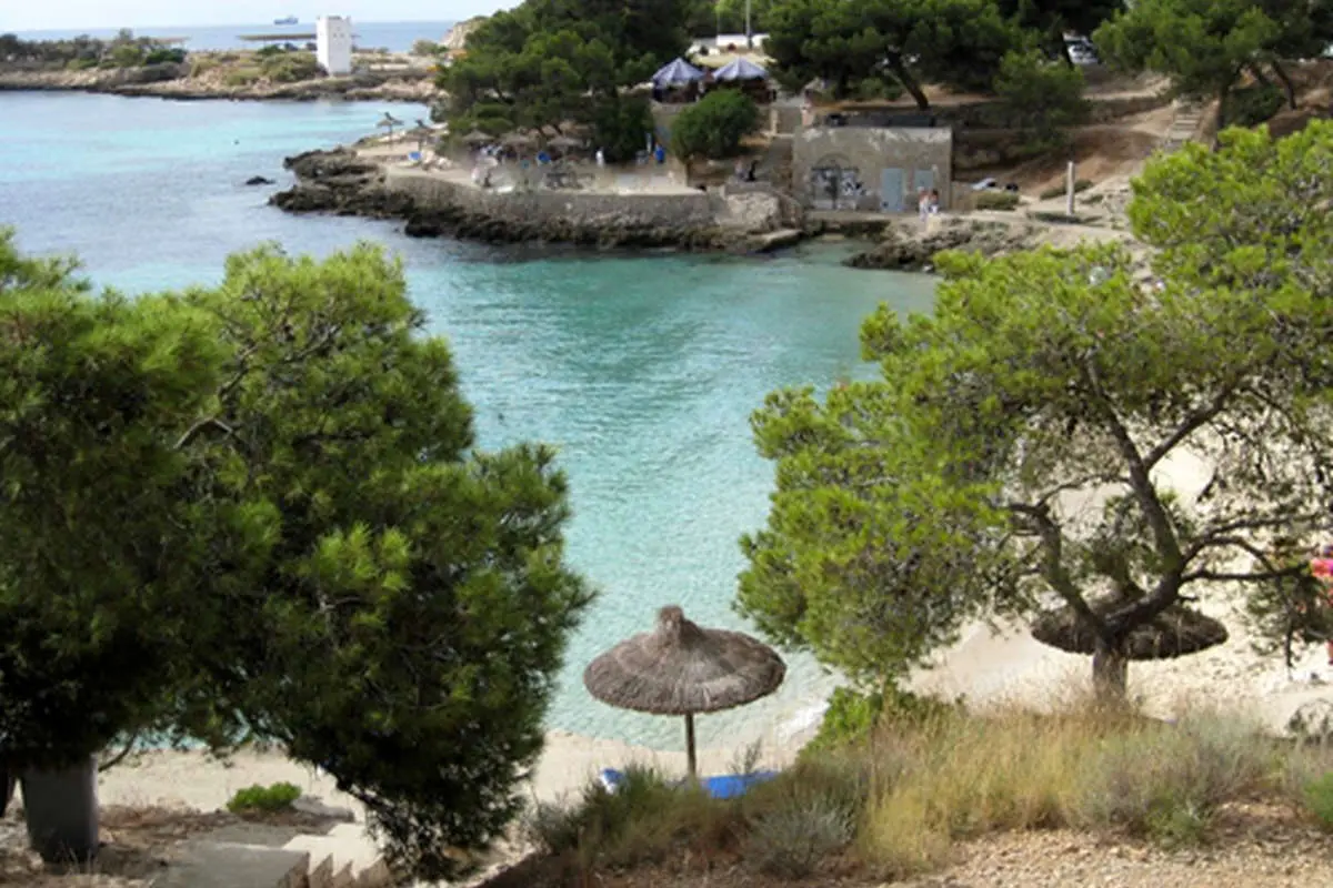 (تصاویر) مجمع الجزایر "بالئاری"