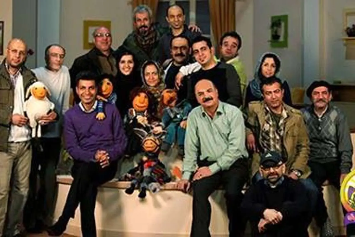 ماجرای عادل فردوسی پور و کلاه قرمزی!