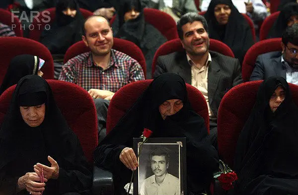 (تصاویر) بزرگداشت «مادران چشم به راه»