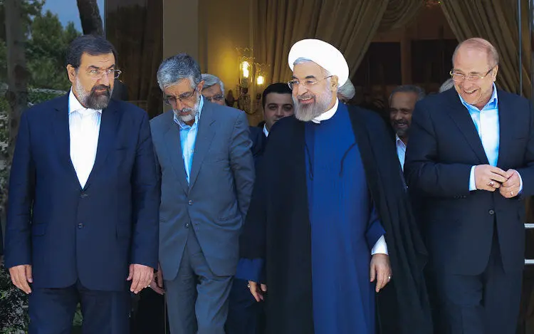 نشست‌های صمیمانه روحانی، دیدار با هاشمی، پگاه آهنگرانی در نمایشگاه عکس، ژست‌های کفاشیان، کنسرت رستاک و ...