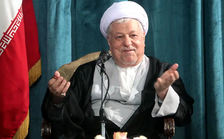 تماشاچیان فوتبال، حاشیه‌های دیدار ایران و نیجریه، دیدار با هاشمی، کودکان آواره، تجمع مردم مشهد و ...
