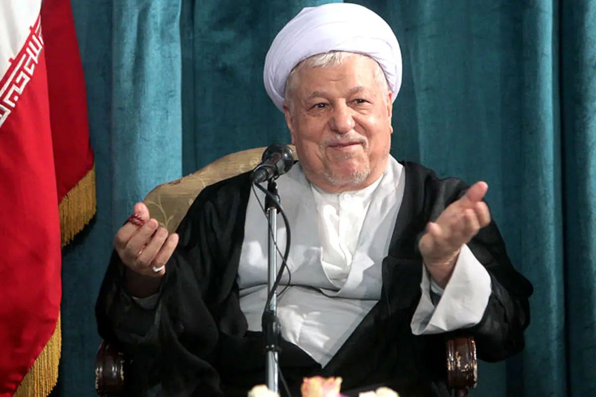 تماشاچیان فوتبال، حاشیه‌های دیدار ایران و نیجریه، دیدار با هاشمی، کودکان آواره، تجمع مردم مشهد و ...