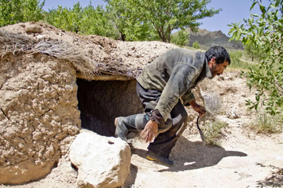 ماجرای مردی که 22 سال تنها در کوه زندگی میکند!