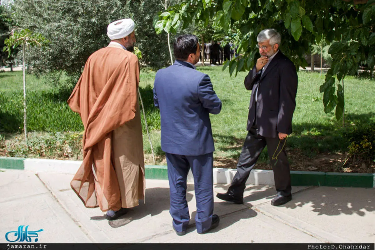 (تصویر) مرتضوی، رسایی و جلیلی در مرقد امام
