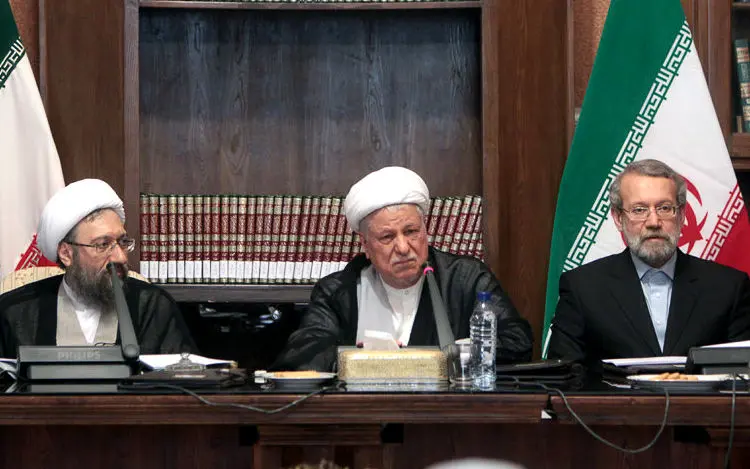 جشن بخشش، تقدیر از هنرمندان، عیادت از آیت‌الله مهدوی‌کنی، شادی والیبالیست‌ها، طبیعت زیبای بهاری و ...