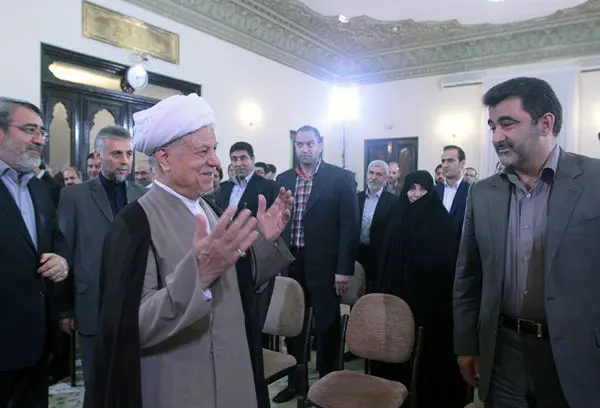 (تصاویر) دیدار وزیرکشور و معاونانش با هاشمی