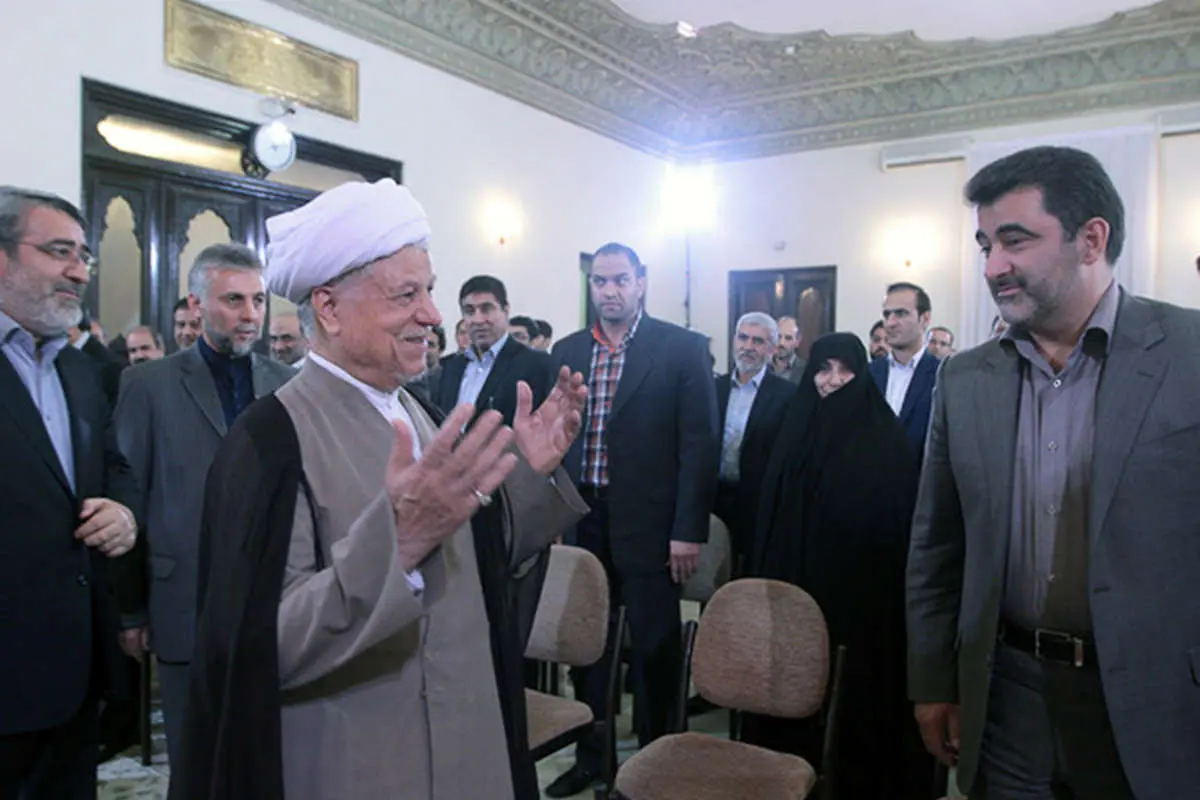 (تصاویر) دیدار وزیرکشور و معاونانش با هاشمی