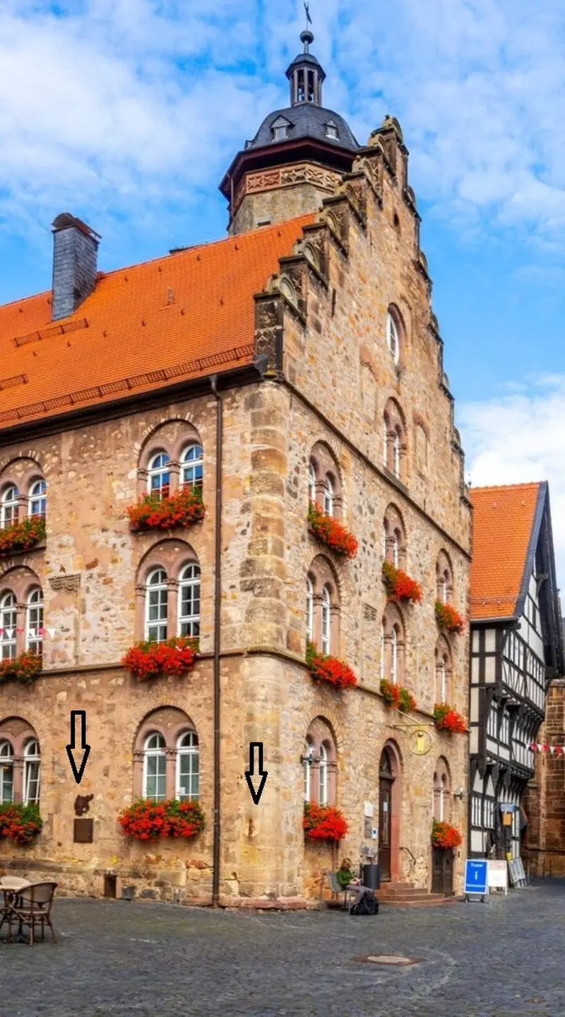 ساختمان شهرداری السفلد