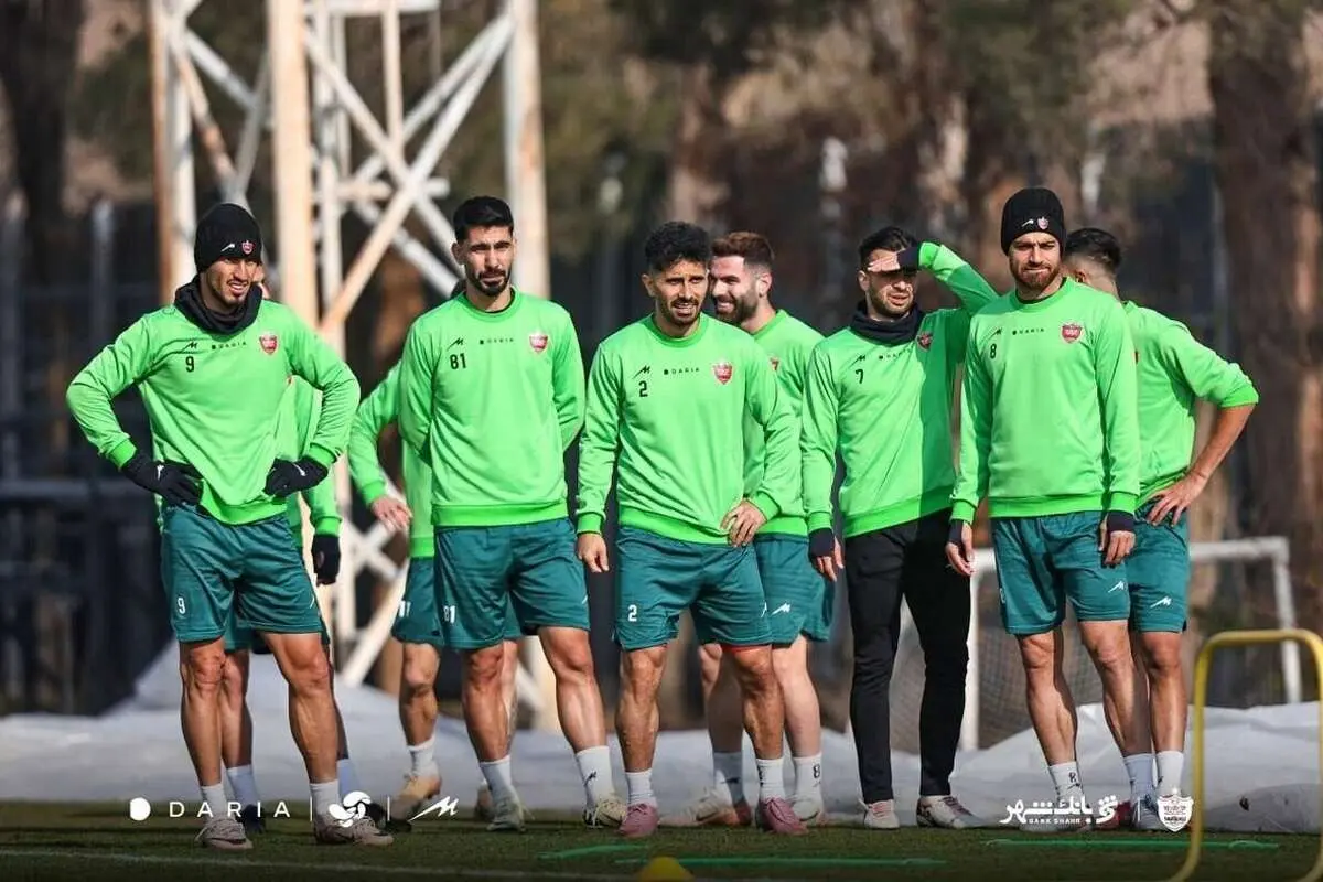 سه ستاره پرسپولیس در لیست مازاد نیم‌فصل اوسمار