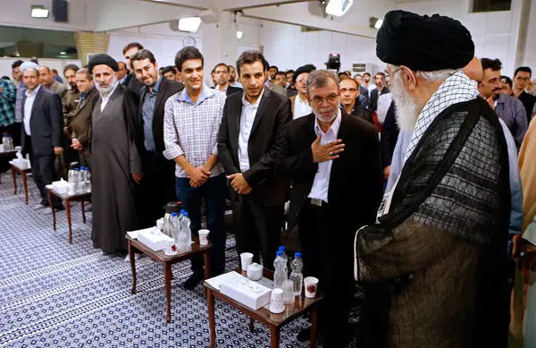 (تصاویر) دیدار شعرا با رهبرانقلاب