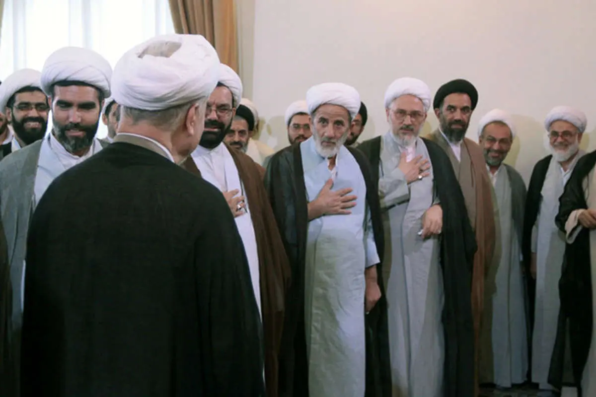 (تصاویر) دیدار هاشمی با اساتید و علما