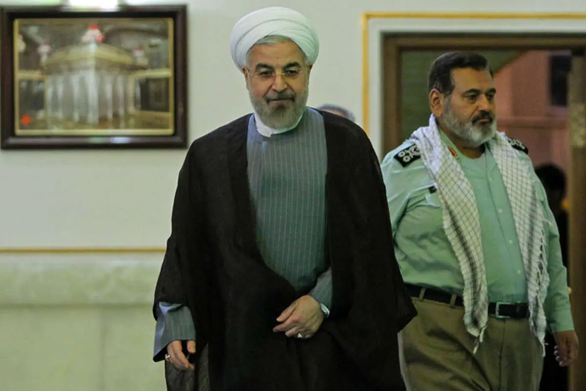 فریادهای اعتراض مقابل سازمان ملل، افطاری انجمن سینمایی، گریههای مردم مظلوم، قاتلان در انتظار تیرباران و ...