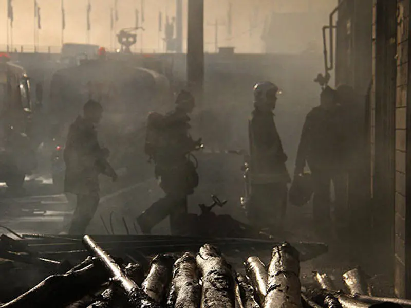 (تصاویر) آتش‌سوزی در میدان بار نوغان