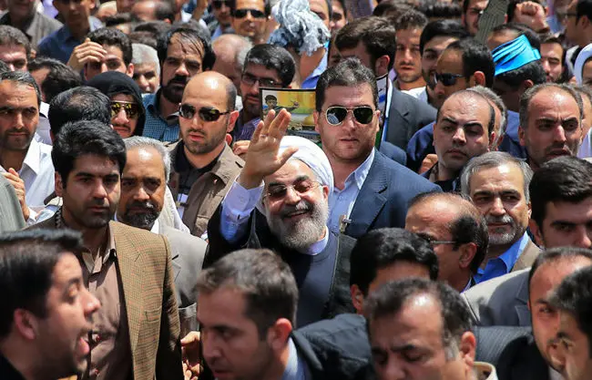 (تصاویر) مقامات و چهره‌های سیاسی در راهپیمایی