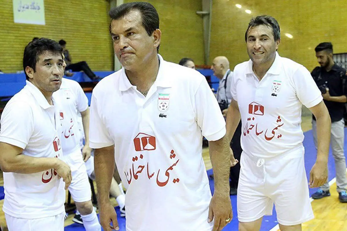 (تصاویر) دیدار پيشکسوتان پرسپوليس و تیم 98