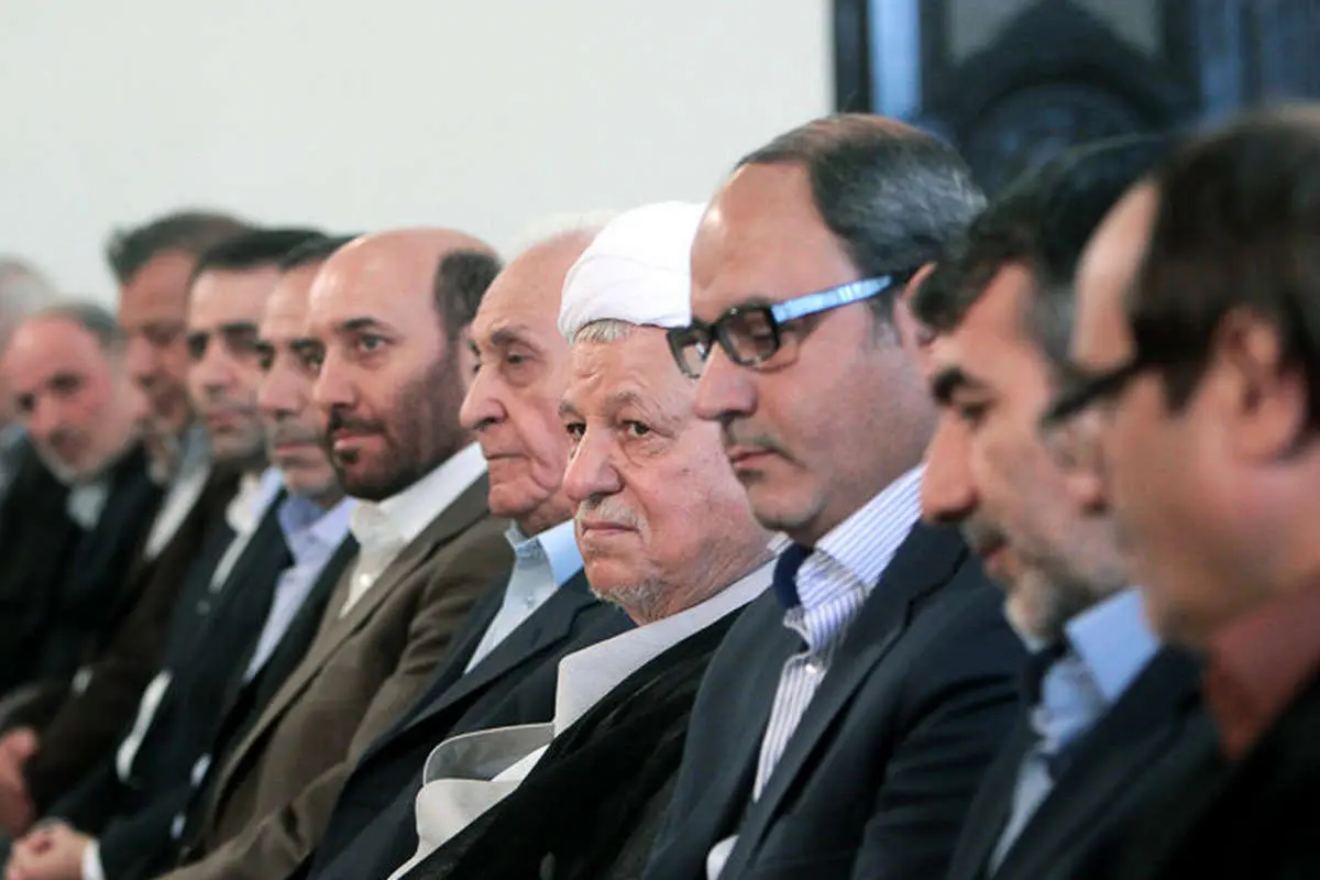 بازگشت شمشیرباز، کنسرت بنیامین، دیدارهای ظریف، وداع تلخ با یک خبرنگار، طلب باران، انفجار مرگبار و ...