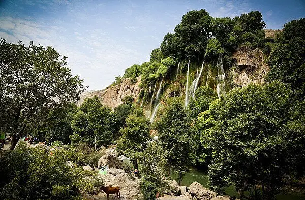 (تصاویر) شنا در آبشار بیشه لرستان