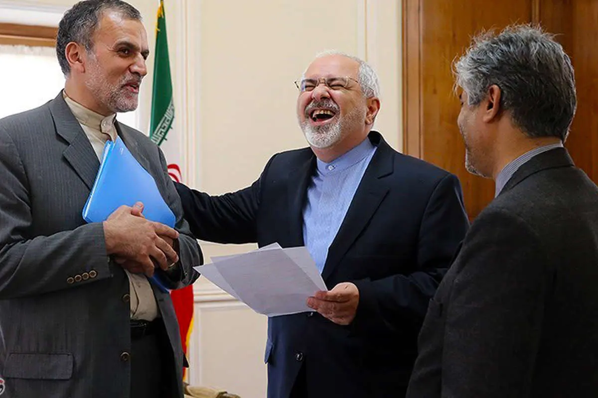 خنده ظریف، وداع با یک ورزشکار، بحران آب، یک تجربه، در ساحل دریا، اجرای سقوط، تیرباران، اعدام متجاوزان و ...